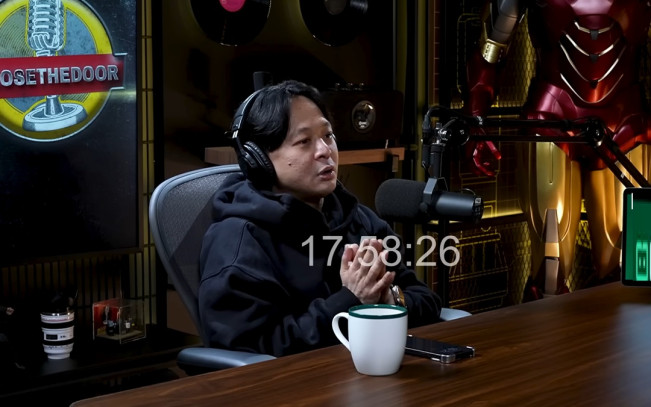 DJ Bravy. (YouTube/Deddy Corbuzier)